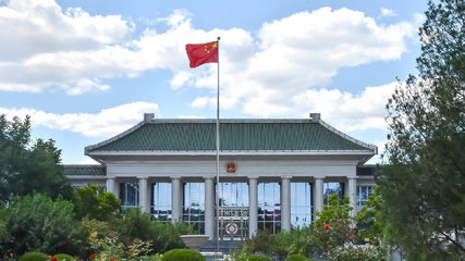 深刻领会和践行学习教育总要求，以正确政绩观引领高质效检察履职